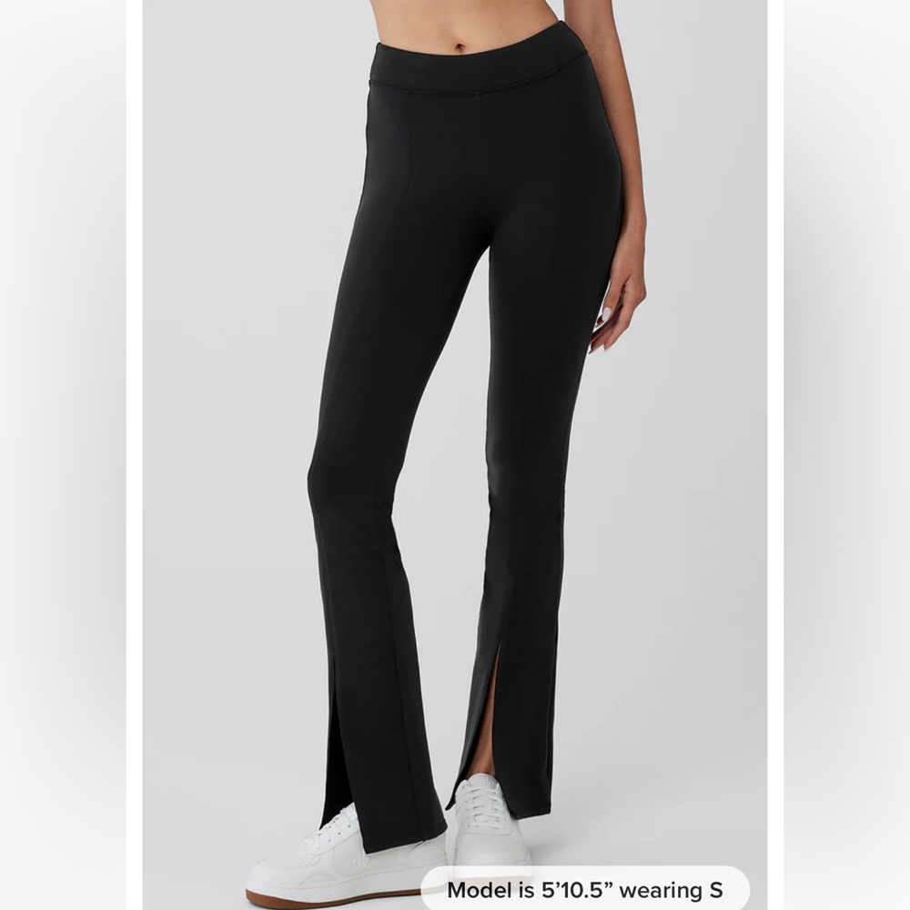 NWT ALO Airbrush High-Waist Flutter Legging
